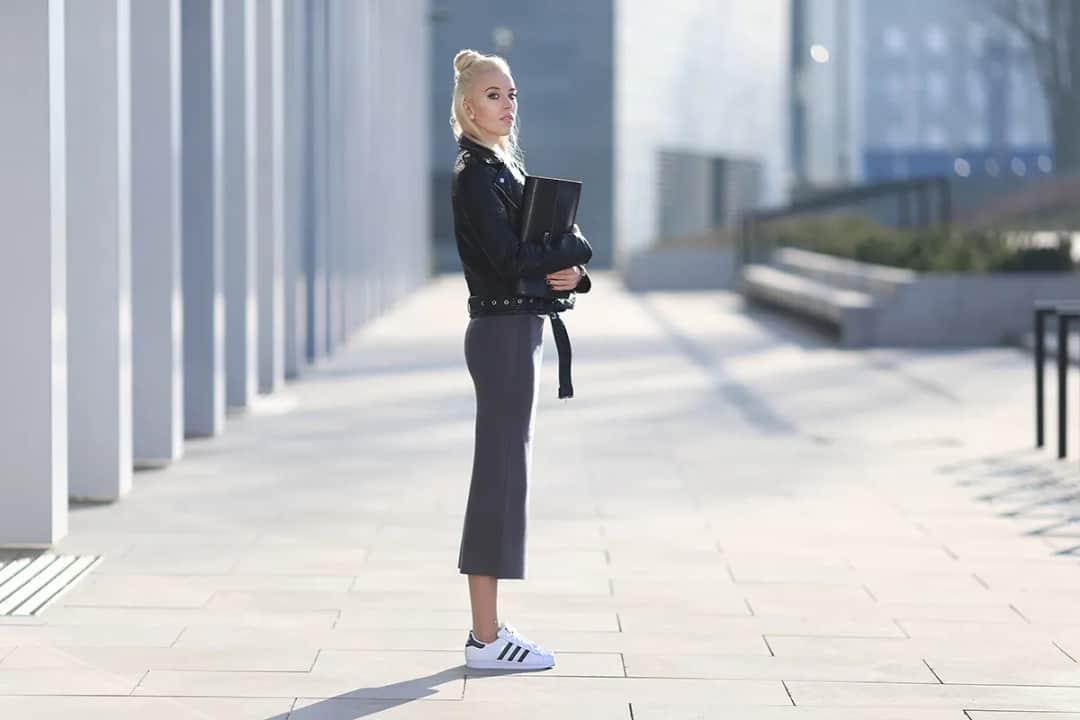 Stylizacje z adidas Superstar: Jak stworzyć modne i wygodne outfity