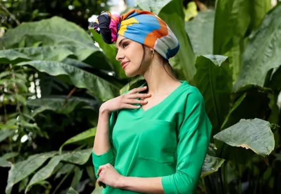 Jakie apaszki są modne – trendy, które musisz znać w tym sezonie