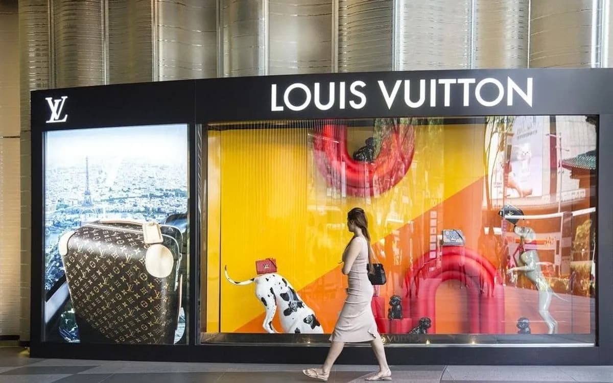 Louis vuitton kupuje tiffany i co – co to oznacza dla branży luksusowej?