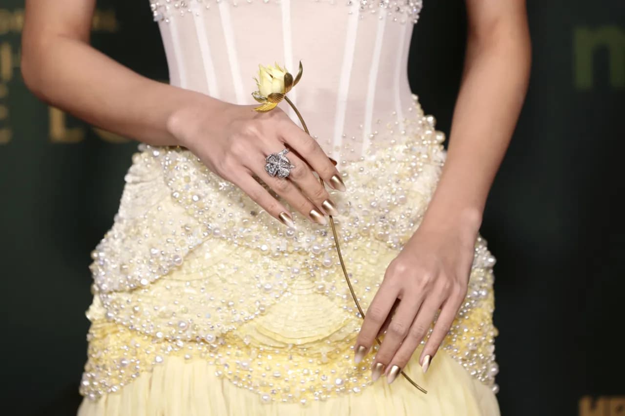 Jakie paznokcie są teraz modne? Odkryj najpiękniejsze trendy w stylizacji